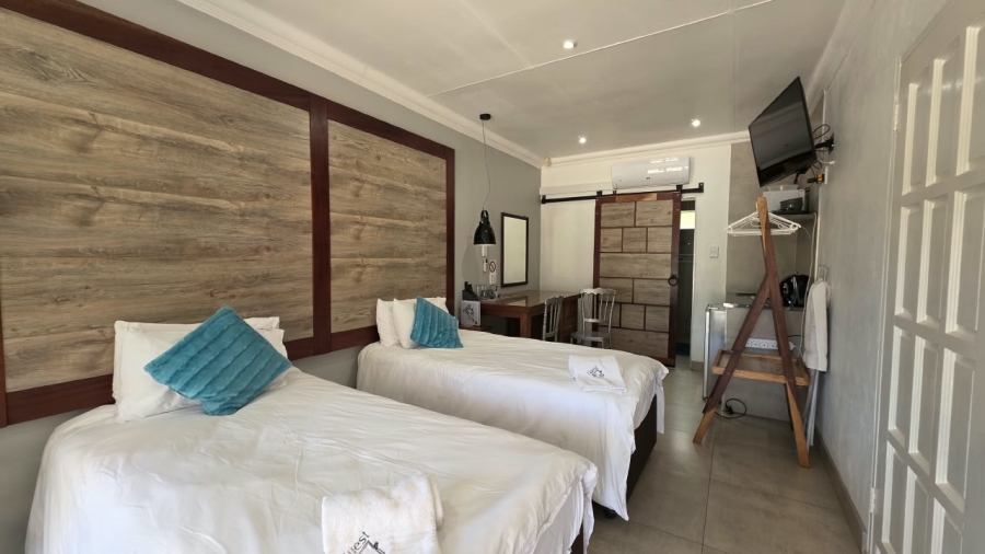 Commercial Property for Sale in Flamwood North West